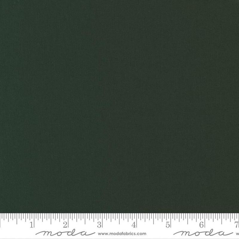 Bella Solids Hunter Dark Green Moda Cotton Fabric MD-9900-15 1