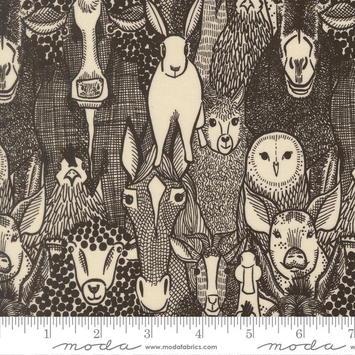 The Henhouse Barnyard Faces Animals Iron Black Gingiber Moda Cotton Fabric MD-48431-20