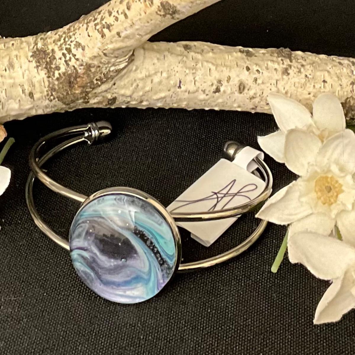 Silver Bracelet with Large Disc in Blue and Purple