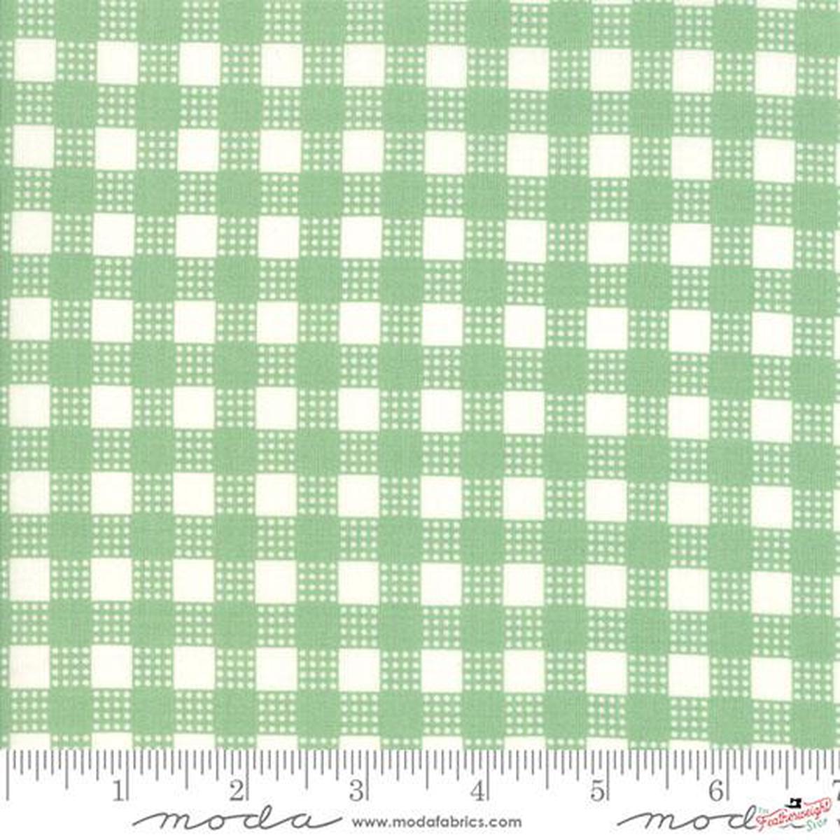 Fabric, Deer Christmas by Urban Chiks for Moda - GREEN GINGHAM (by the yard)