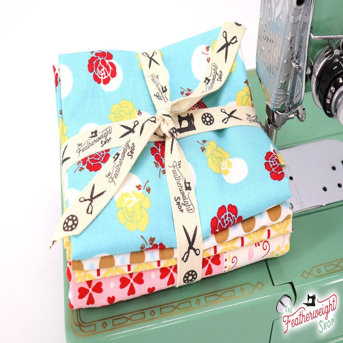 Fabric, Lori Holt Sew Cherry 2 Bundle - FAT QUARTER BUNDLE