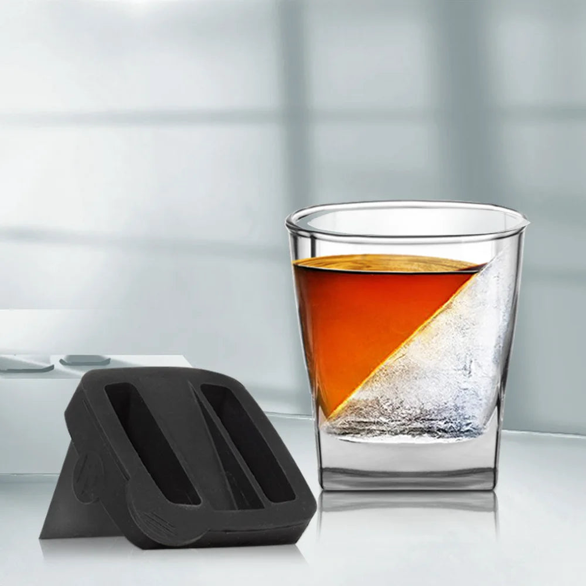 YCOO Whiskey Wedge Ice Mould, 9 OZ, Novelty Whiskey Tumbler, Whisky Glass With Silicone Ice Glass Mould