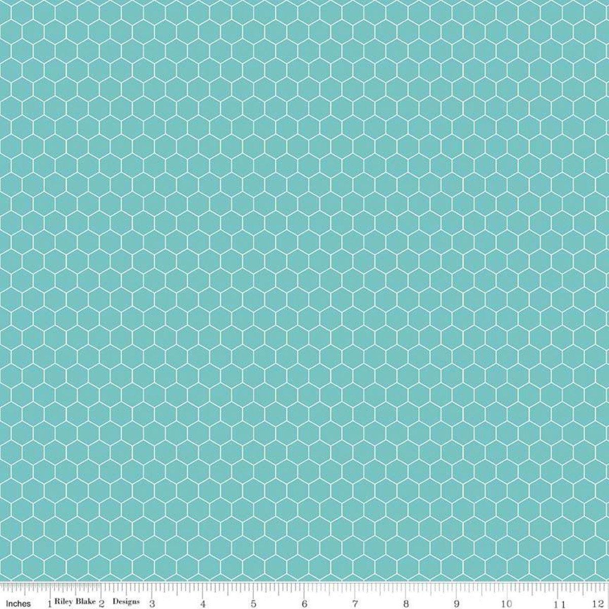 Fabric, Farm Girl Vintage Companion Prints by Lori Holt - HONEYCOMB COTTAGE (by the yard)