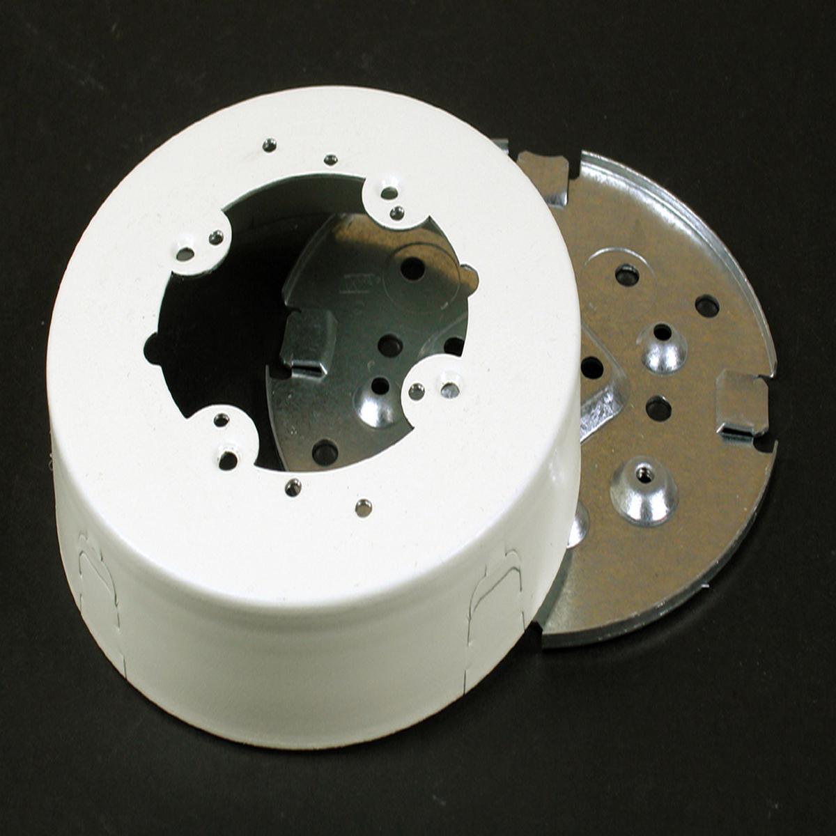 Wiremold 500/700 Series Solid Base Fan Box Fitting, Ivory