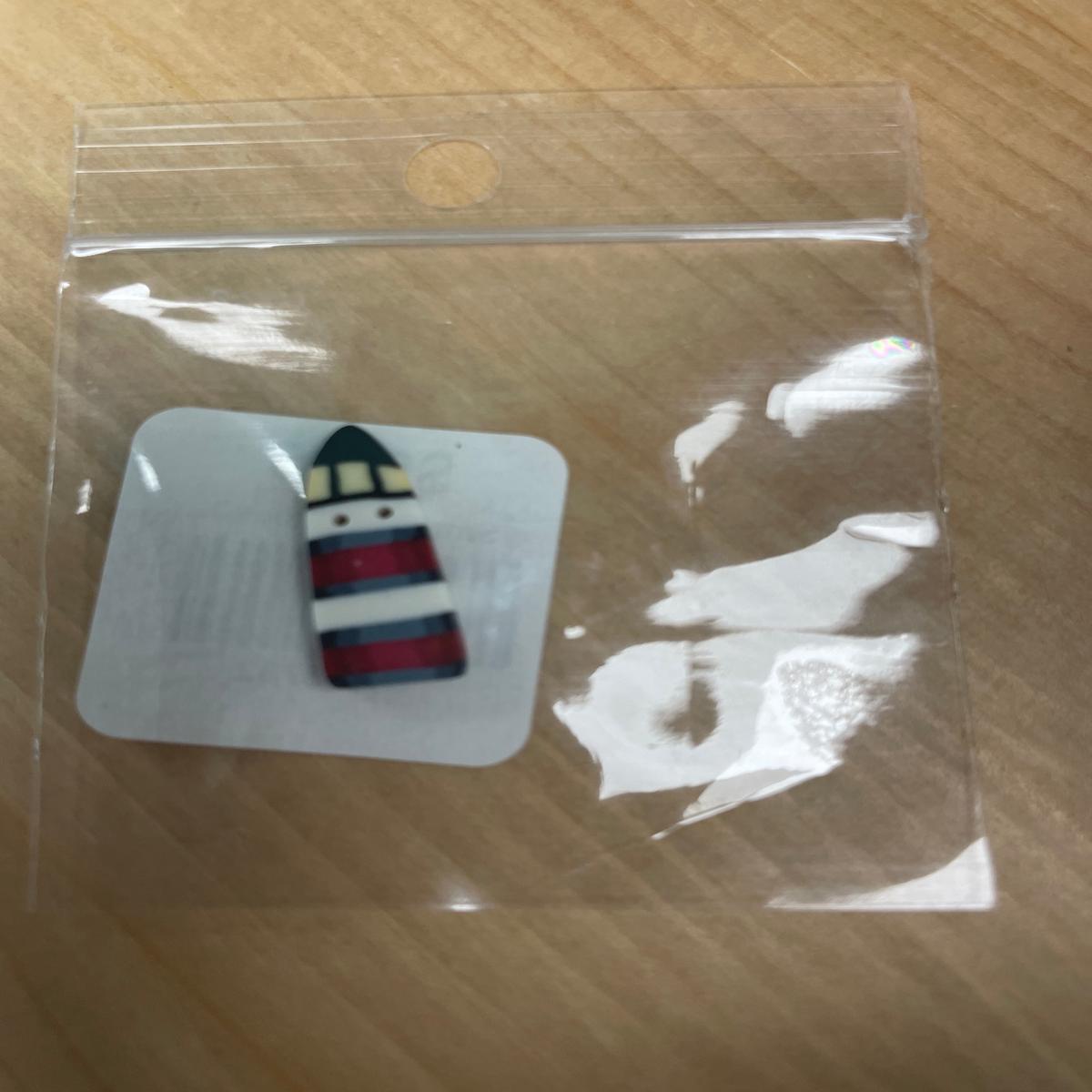 Small Lighthouse Button