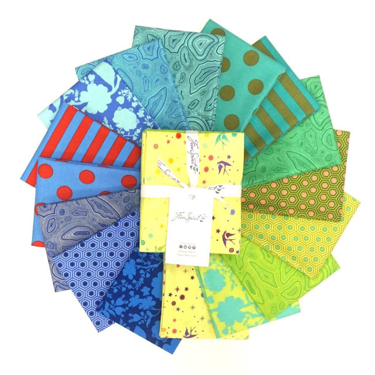 TULA PINK - TRUE COLORS - Starling Pre-cut Bundle