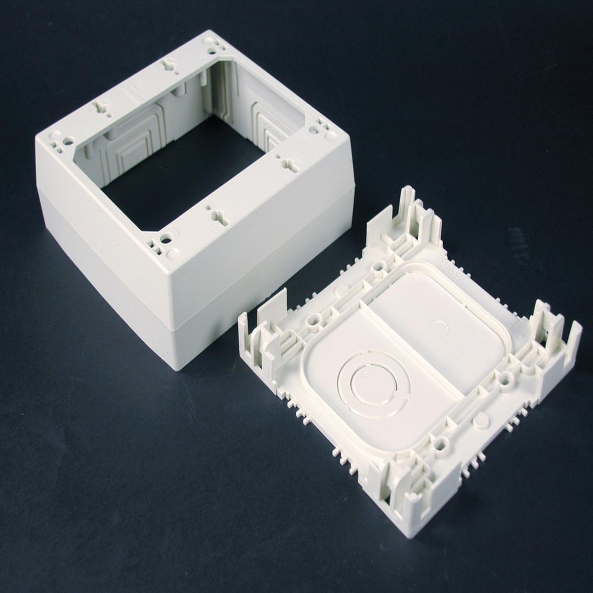 NM2000 Sure-Snap Deep Device Box