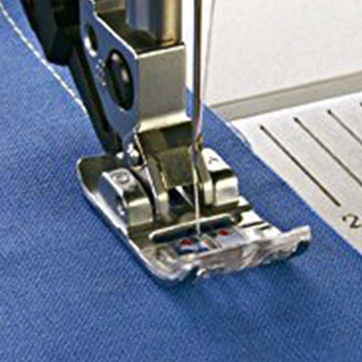 Zig Zag Standard Presser Foot (w/ IDT), PFAFF