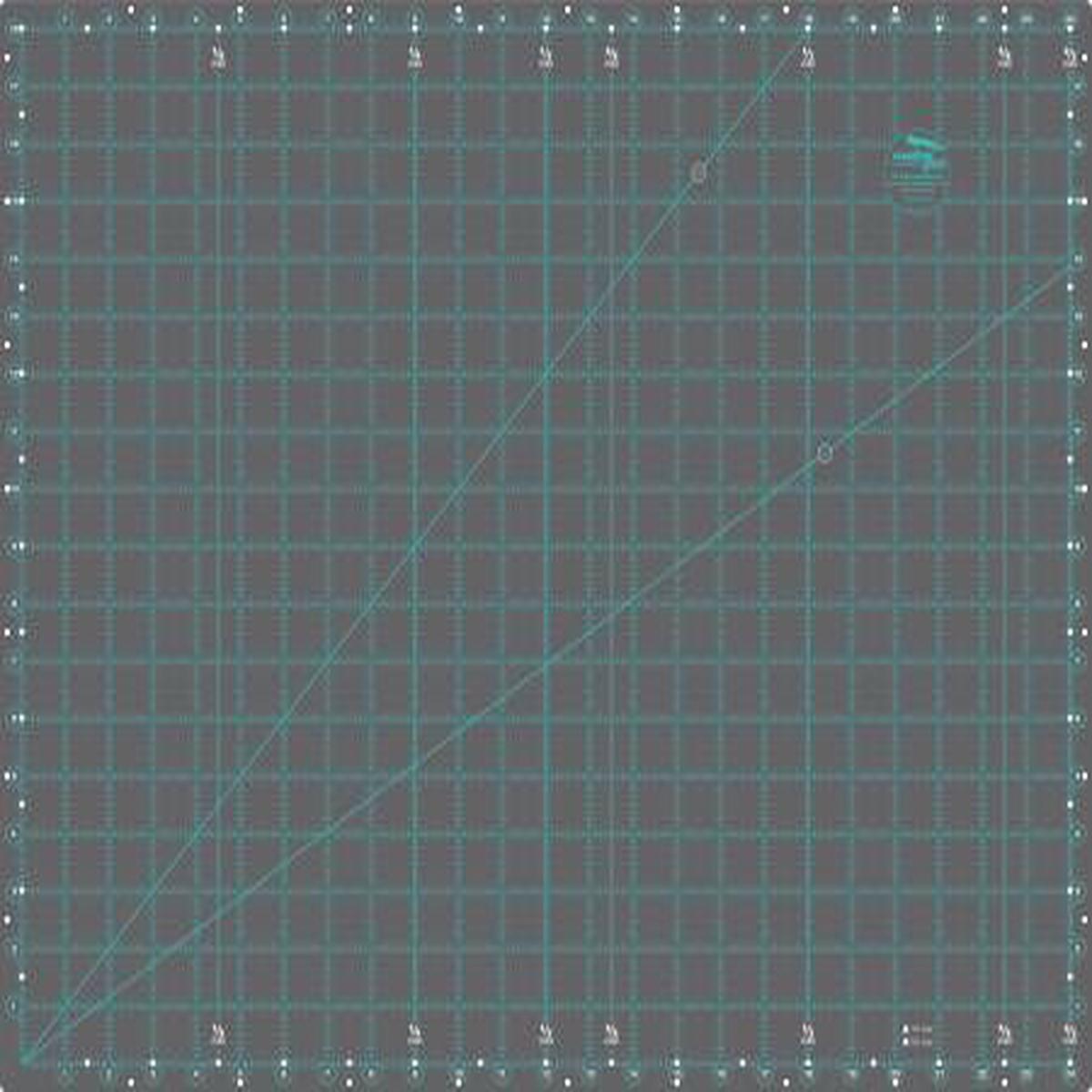 CREATIVE GRIDS SELF-HEALING DOUBLE SIDED ROTARY CUTTING MAT 18IN X 24IN