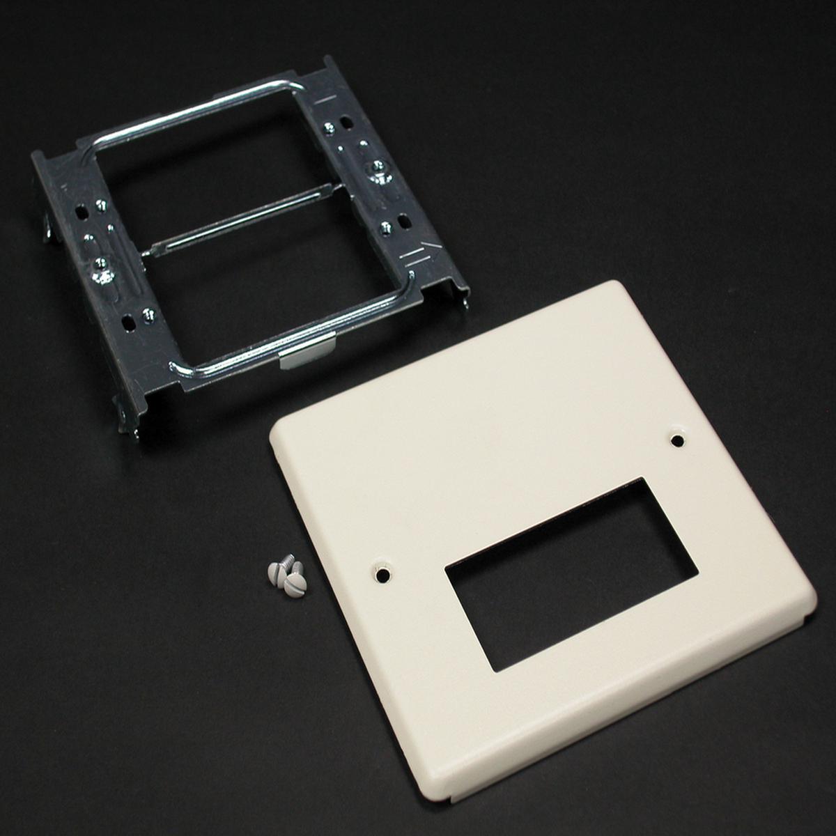 4047 Two-Gang Cover Single Rectangular Opening