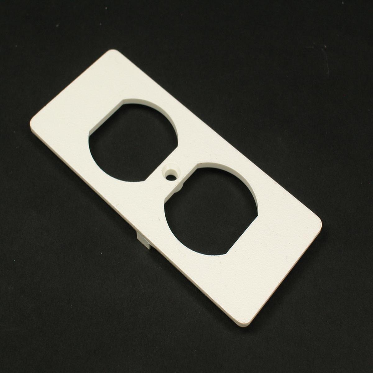 Wiremold 5500 Series Duplex Recptacle Faceplate Fitting, Ivory