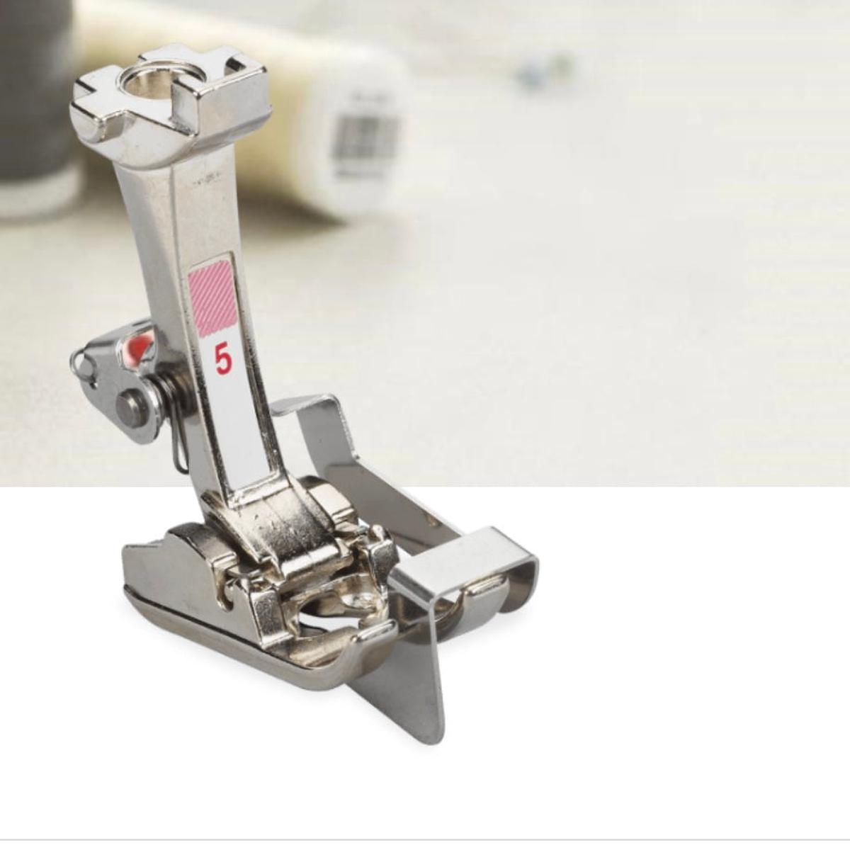 BERNINA CANADA - Foot #5 Blind Hem
