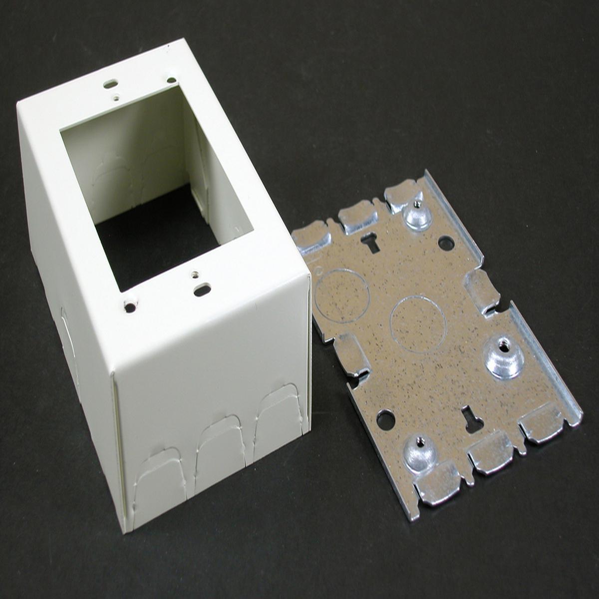 Wiremold 500/700 Series Single-Gang Switch and Receptacle Box Fitting, Ivory