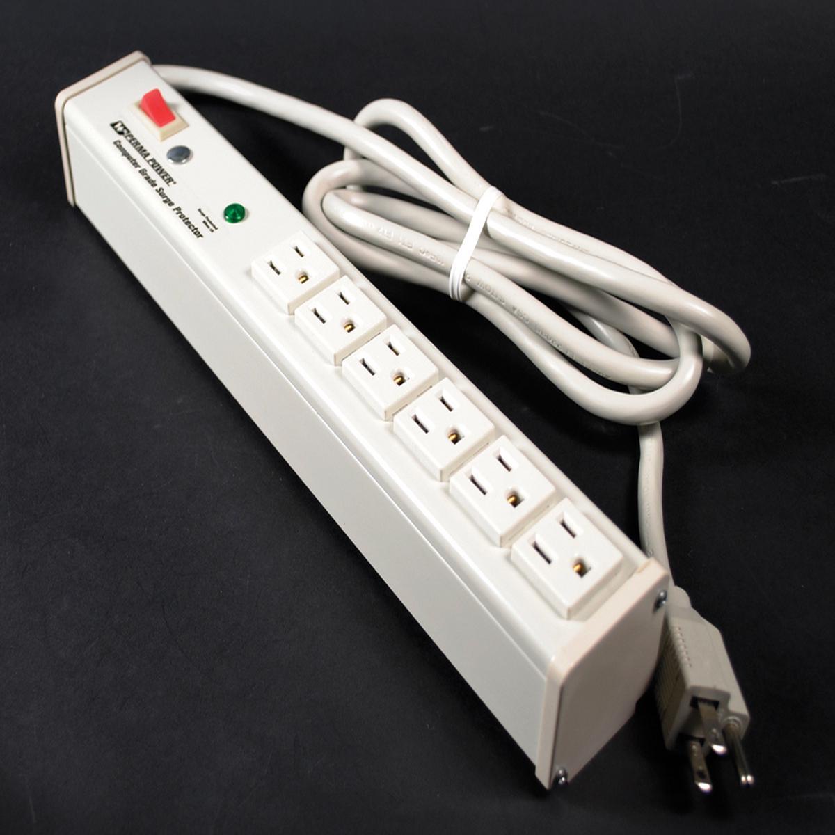 Plug-In Outlet Center Unit / 120V/15A/6 O/L /lighted switch/15' cord/Computer Grade Surge