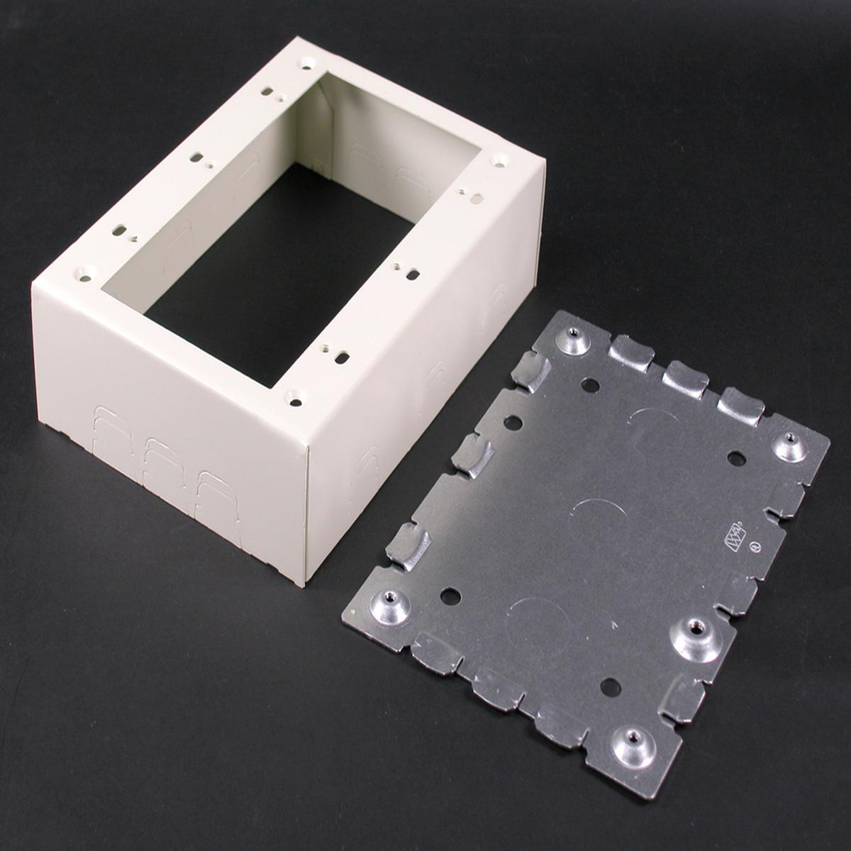 Wiremold 500/700 Series Three-Gang Switch and Receptacle Box Fitting, Ivory