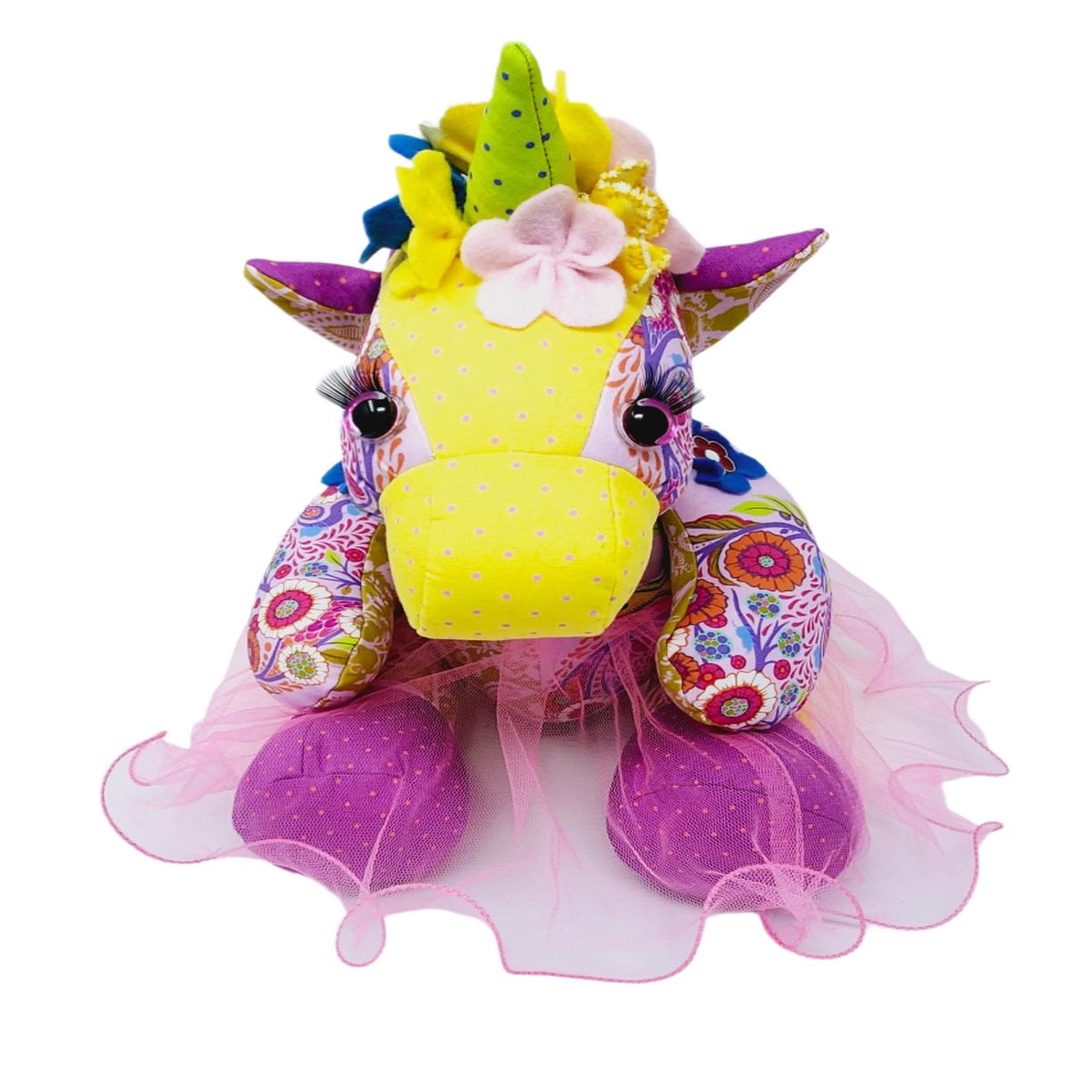 FUNKY FRIENDS FACTORY - Kelsey Keepsake Unicorn Kit