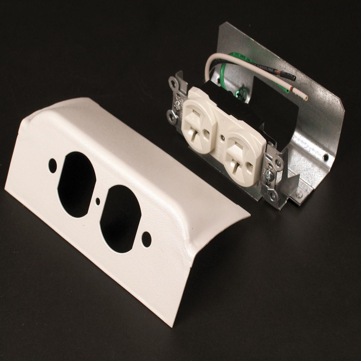DS4000 Downward Duplex Device Plate Fitting With One Duplex Installed