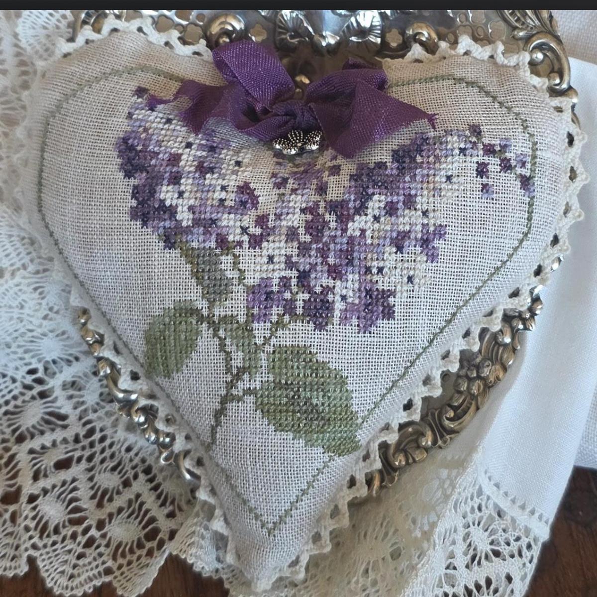 Lilac Heart Kit