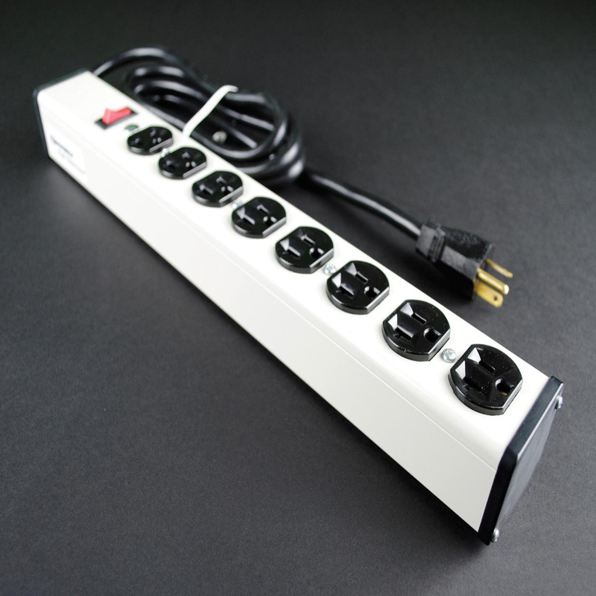 Plug-In Outlet Center Unit / 120V/20A/8 O/L /lighted switch/15' cord