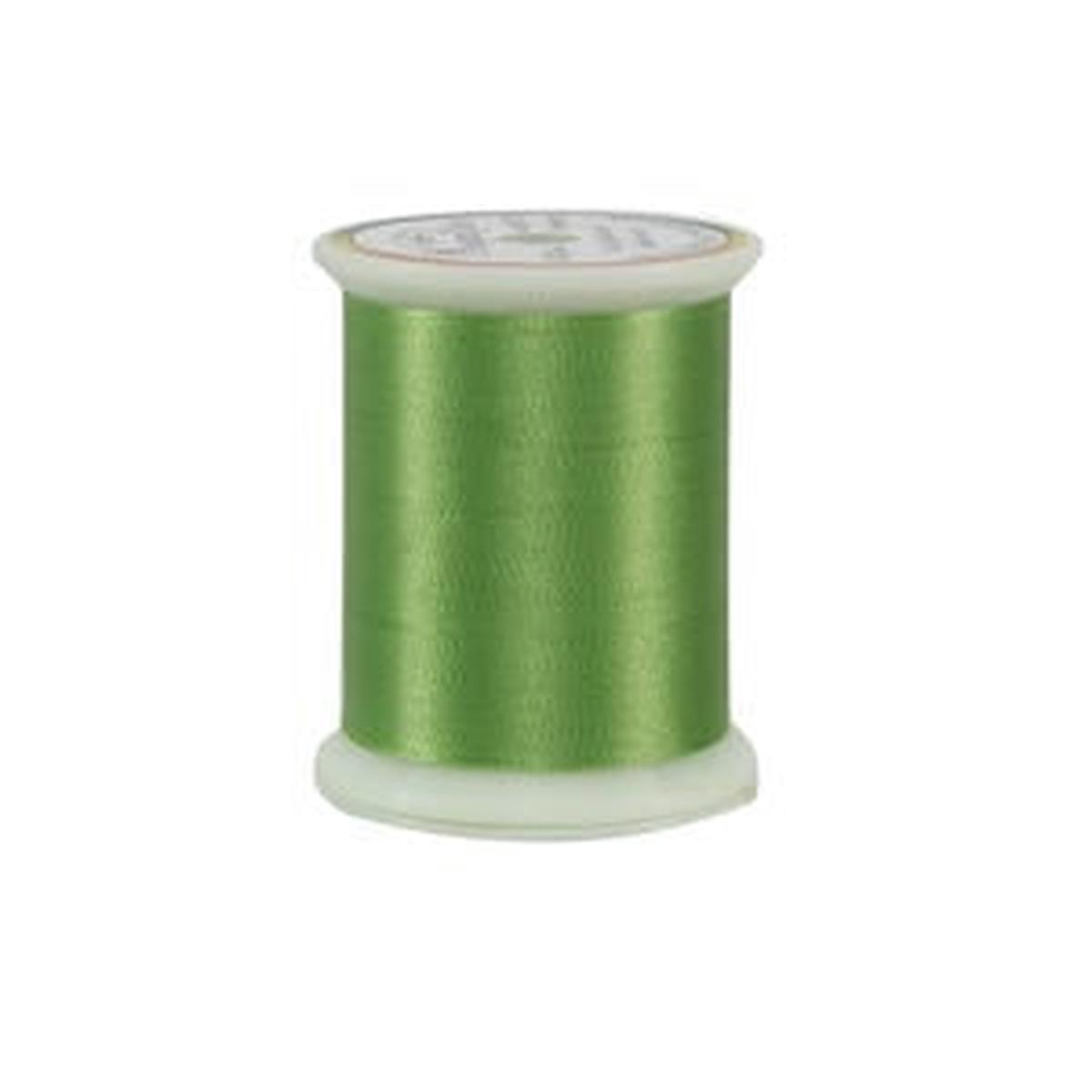 MAGNIFICO - 40wt Polyester 500 yd Thread - 2098 Honeydew