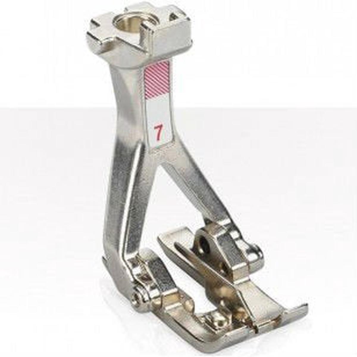BERNINA CANADA - Foot #7 TAILOR TACK